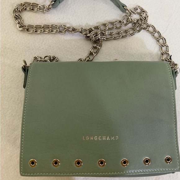 LONGCHAMP
Paris Rocks Lambskin Chain Crossbody Menthol - Picture 4 of 16